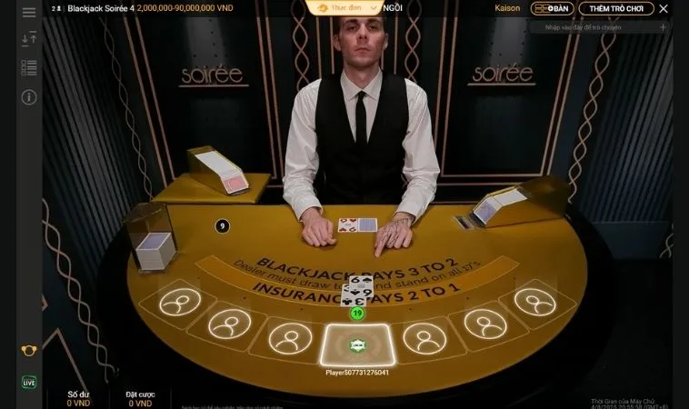 Bật Mí Cách Chơi Blackjack Fun88 Thắng Lớn Từ Cao Thủ 2 Bàn chơi Blackjack tại Fun88